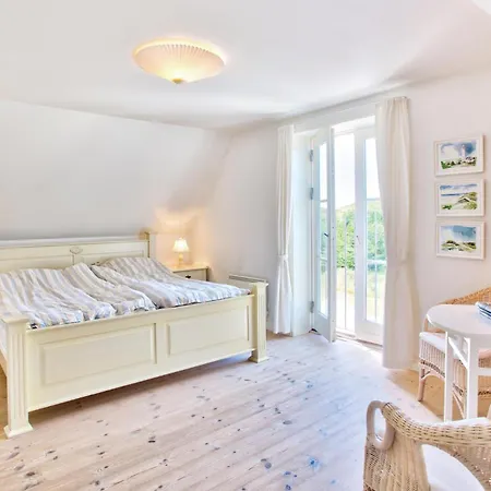 Hébergement de vacances 8 Bedroom Beautiful In *