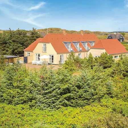 8 Bedroom Beautiful In Hébergement de vacances Blåvand