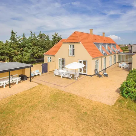 Hébergement de vacances 8 Bedroom Beautiful In