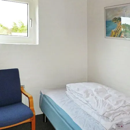 8 Bedroom Beautiful In Blåvand